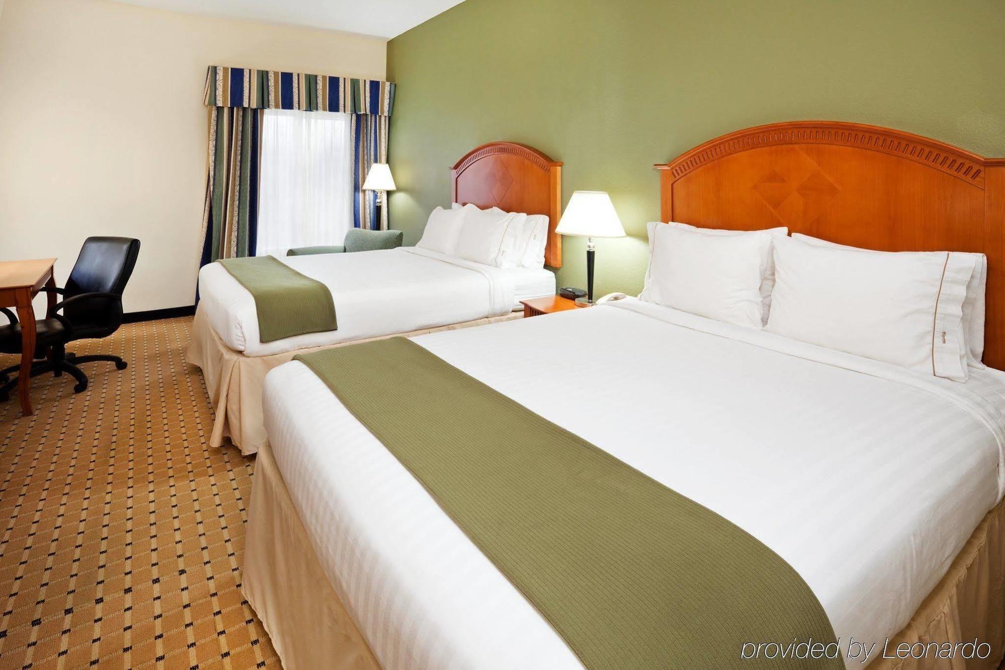 Holiday Inn Express Charlotte West - Gastonia, An Ihg Hotel Room photo